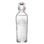 Diferentes botellas de cristal en usos creativos: kombucha, leche vegetal, sirope, aceite infusionado