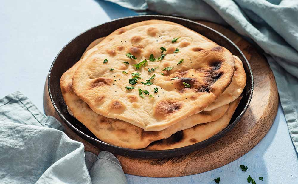 Tzatziki griego y Pan Naan (el pan indio sin horno)