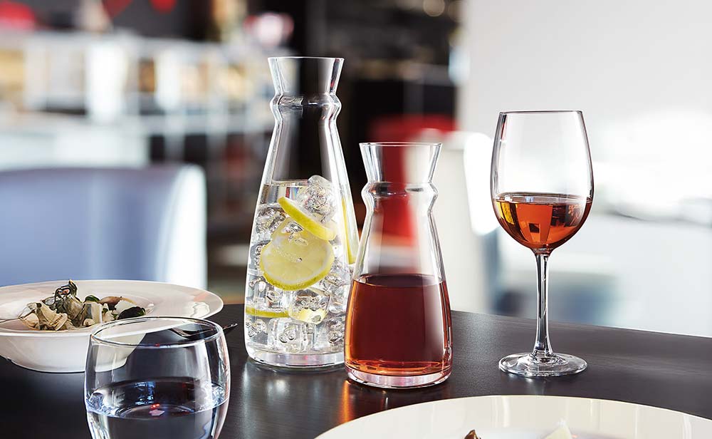 Botellas de vidrio con estilo, seguras y ecológicas