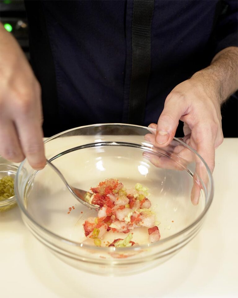 Carabineros en mole verde: receta Michelin de Mario Sandoval
