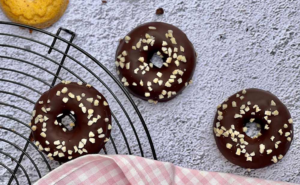 Donuts de calabaza y chocolate ¡un capricho saludable!