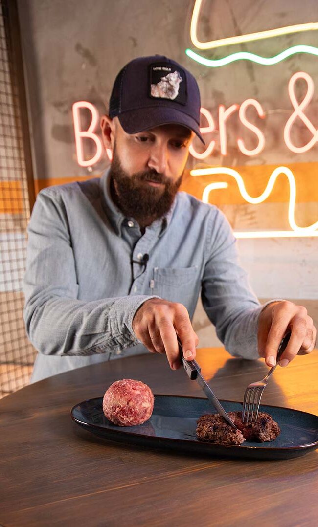 El truco para una hamburguesa casera con sabor brutal