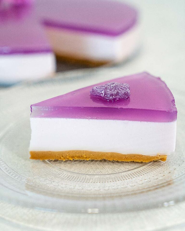 Receta de Tarta de queso y caramelos de violetas